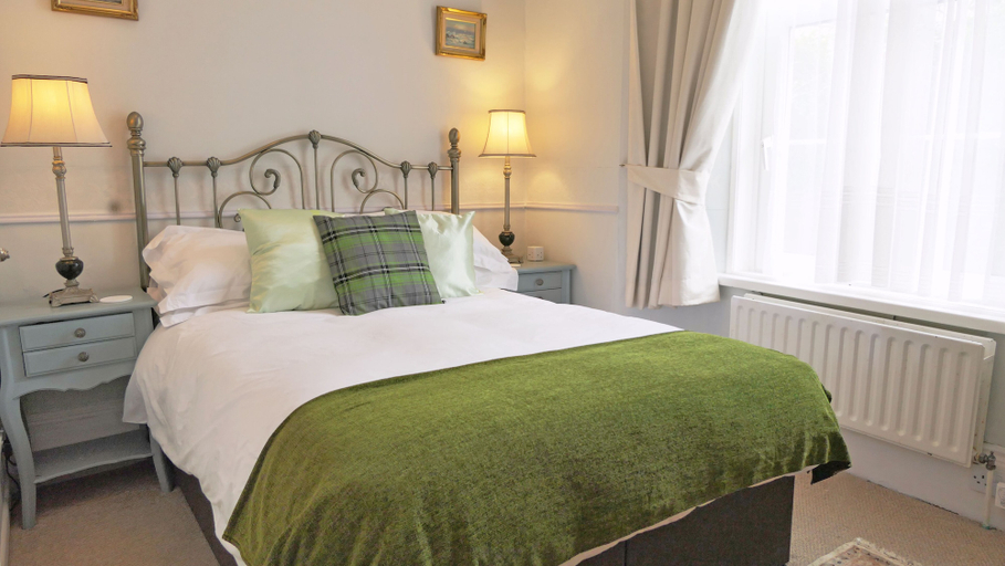 Bedroom 2, Fleurie Guest House, Torbay