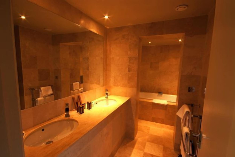 Bathroom 5, The Malvern - (Adults Only), Worcestershire