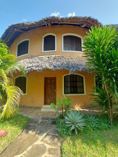 Exterior & Views, Tembo Court Apartment, Malindi