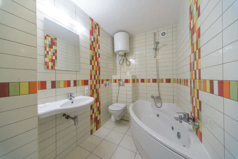 Bathroom 4, Partner Guest House Saksahans'koho, Shevchenkivs'kyi