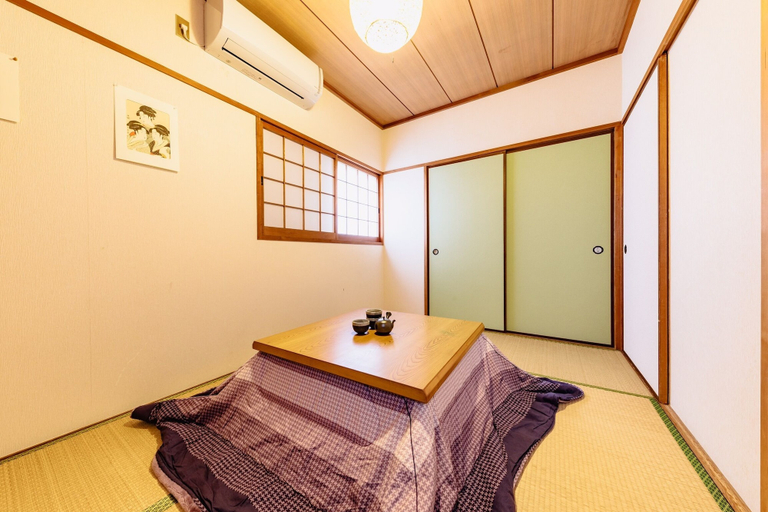Bedroom 2, GBL HouseOsaka, Osaka