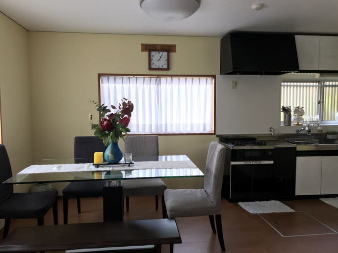 Others 4, Bonel Guest House, Tomisato