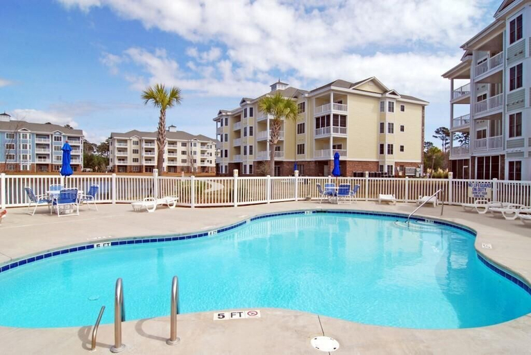 Sport & Beauty, Newly Furnished! Premiere Condo w/ Lake View!, Horry