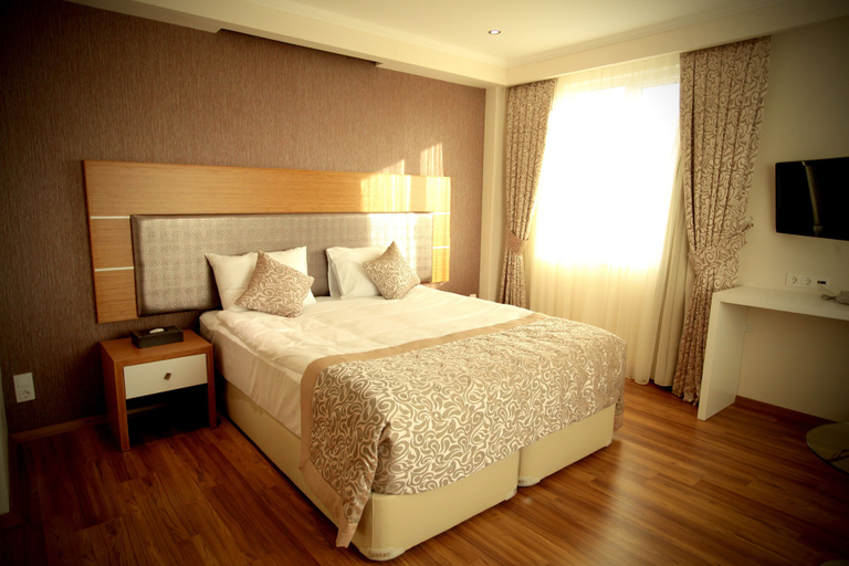 Bedroom 4, Edis Premier Hotel, Yüreğir