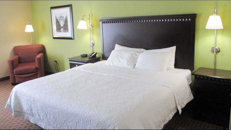 Bedroom 2, Wingate by Wyndham Conway AR, Faulkner