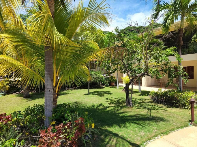 Others 5, Hermosa Paradise, Carrillo