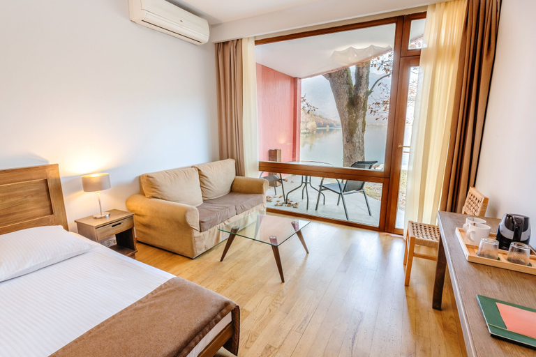 Bedroom 4, Kvareli Lake Resort, Kvareli