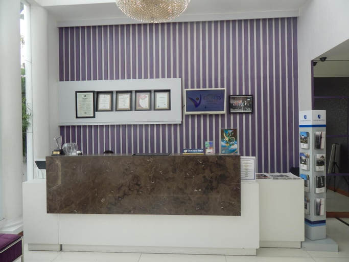 Public Area 10