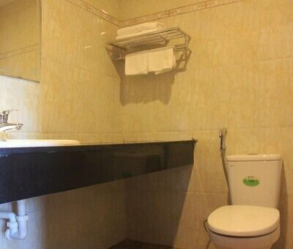Bathroom 4, Thanh Phuc Hotel 2, Đồng Hới