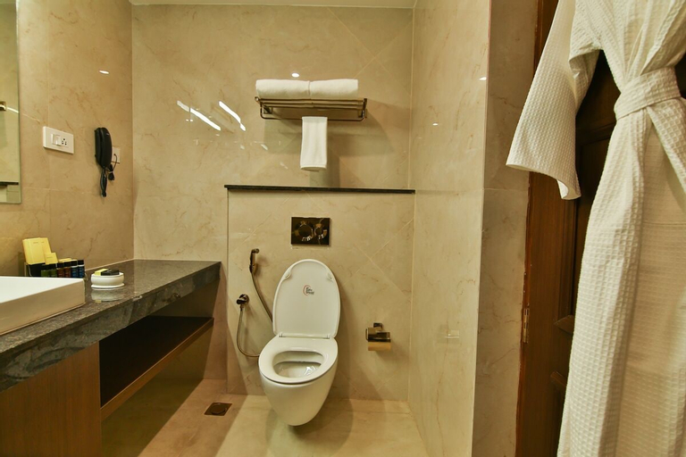 Bedroom 5, Accord Chrome, Kancheepuram