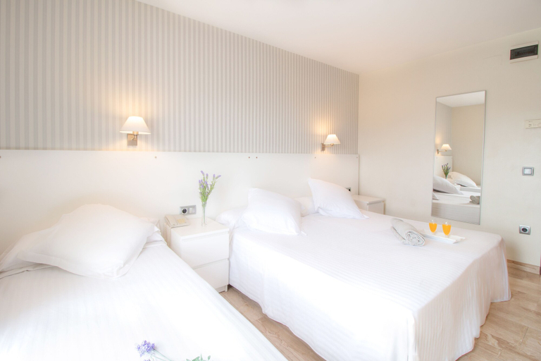 Bedroom 3, SM Hotel Turissa, Girona