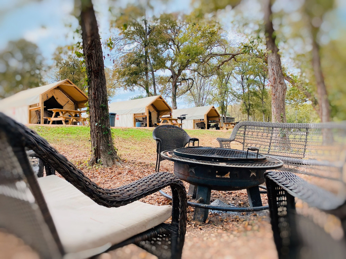 Others 5, Son's River Ranch Glamping Cabin 16, Guadalupe