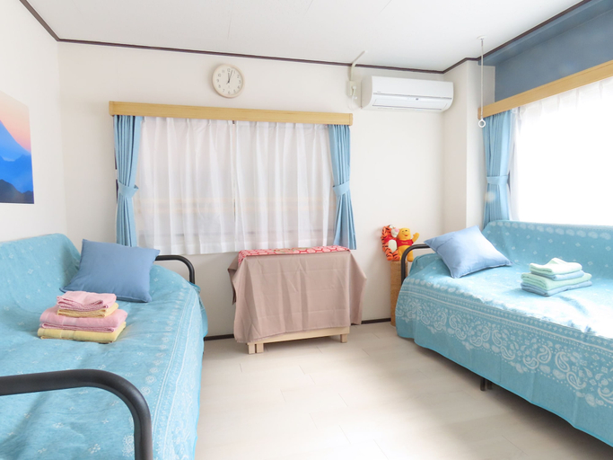 Bedroom 1, Roland’s House 302, Nakano City