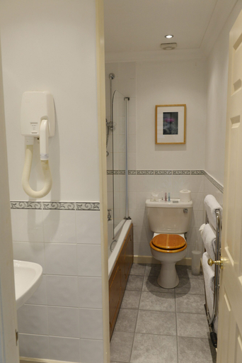 Bathroom, The Inch Hotel, Highland