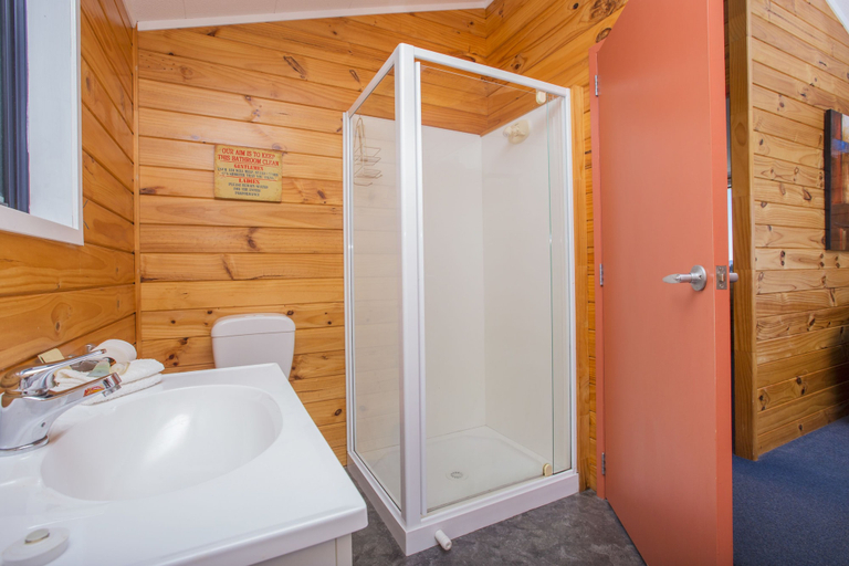 Bathroom 4, Mangawhai Retreat Apartments, Kaipara