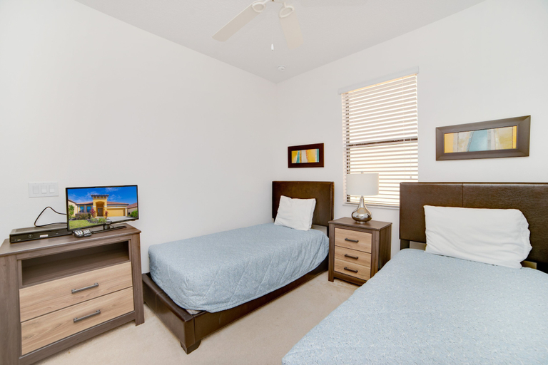 Bedroom 2, 2509rose, Polk