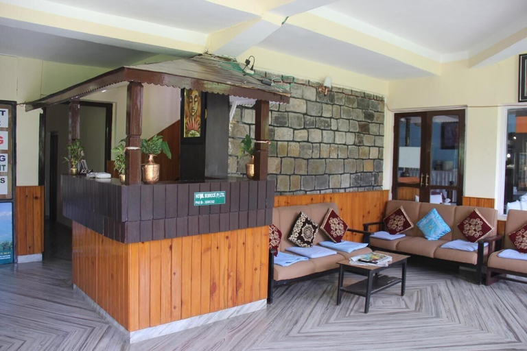 Others 5, Hotel Bedrock, Gandaki