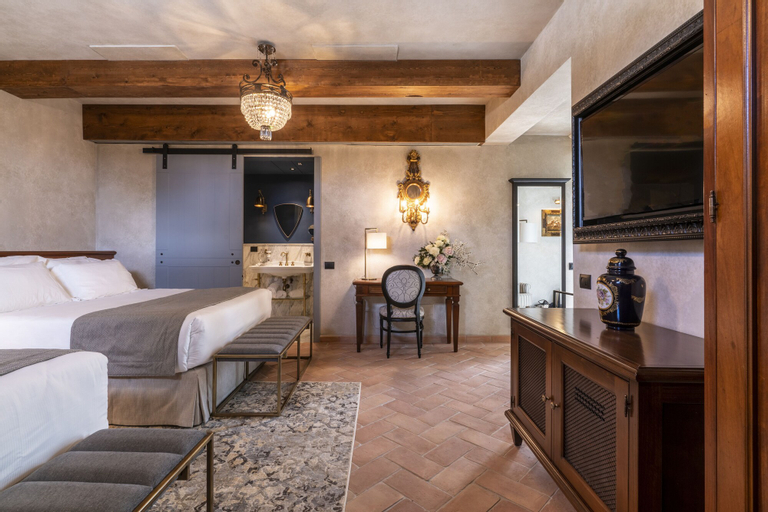 Bedroom 5, Villa Petriolo, Florence