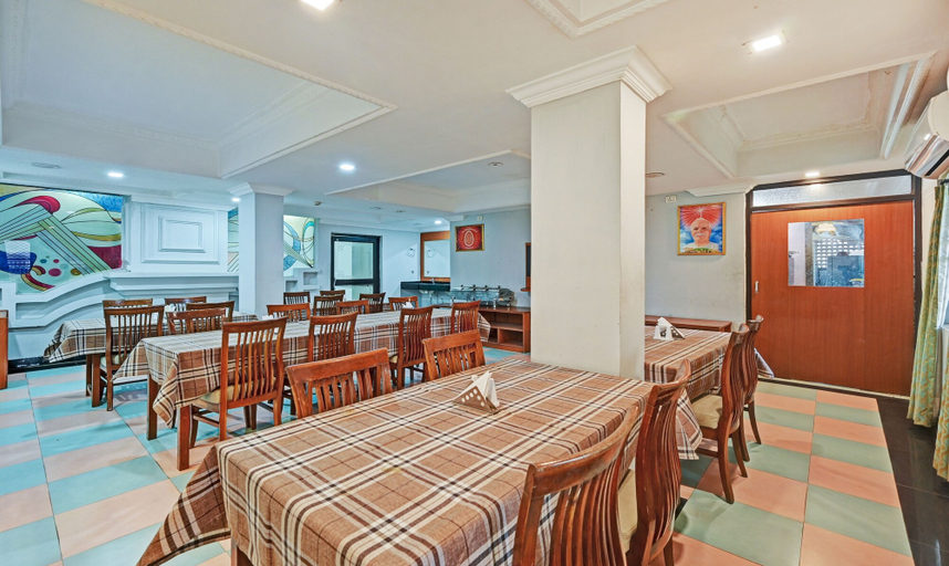 Food & Drinks 5, Treebo Sidhartha International Baliapanda, Puri