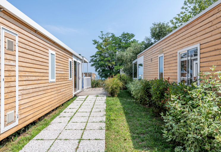 Exterior & Views 2, Club Del Sole Desenzano Boutique Resort, Brescia