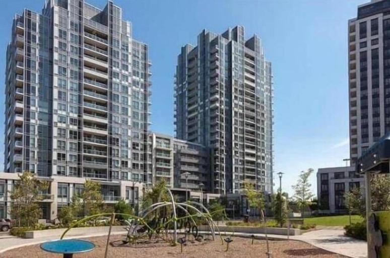 Exterior & Views, Kashaneh at Harrison Garden, Toronto