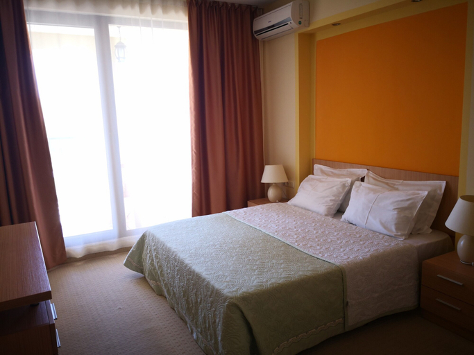 Bedroom 2, Paradise Gardens & Dunes Hotel, Sozopol