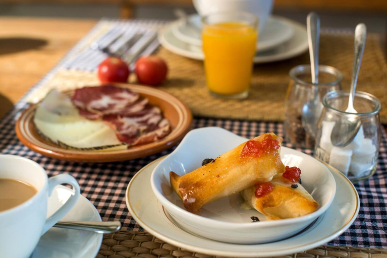 Food & Drinks 5, Marakasa B&B, Girona