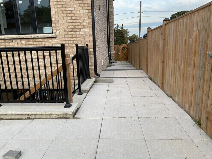 Others 5, Brand New Basement Apt next to Beach & Go Train, Durham
