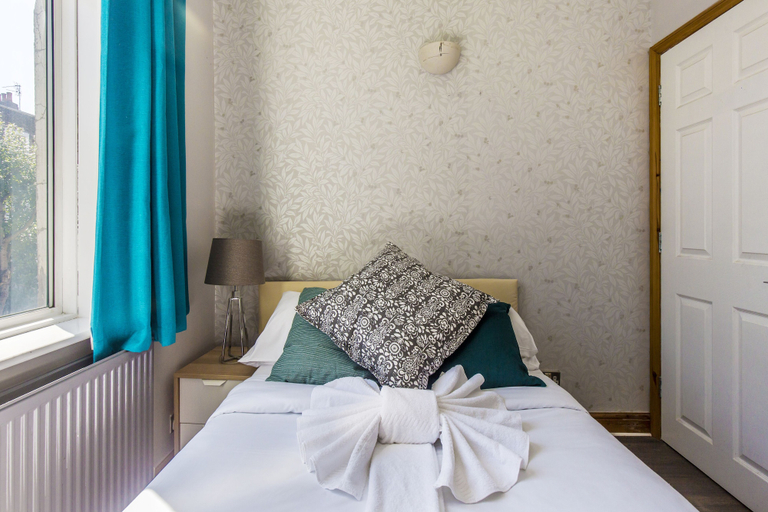 Bedroom 3, My City Chic St. Pancras Apartment, London