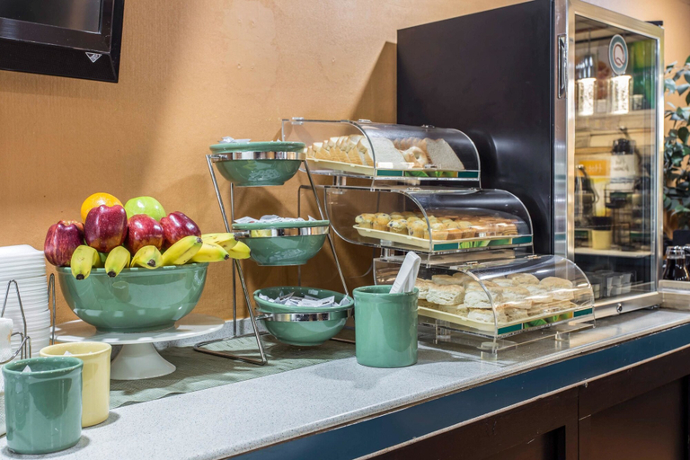 Food & Drinks 5, Quality Inn Goose Creek - Charleston, Berkeley