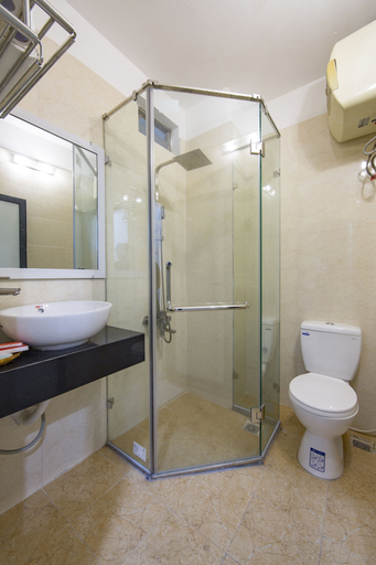 Bathroom 5, Camel City Hotel, Hoàn Kiếm
