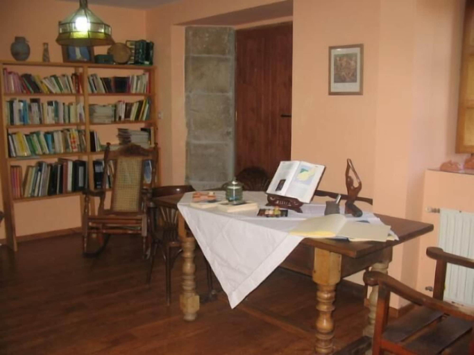 Others 5, Casa Pousadoira, A Coruña