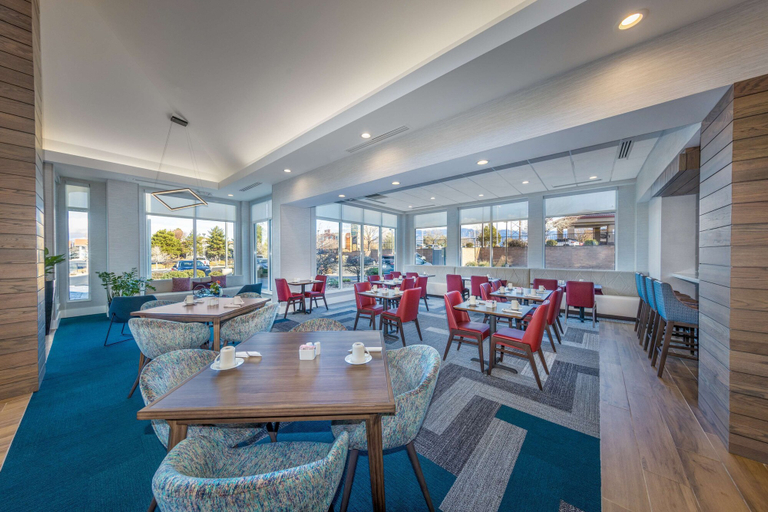 Food & Drinks 5, Hilton Garden Inn Albuquerque / Journal Center, Bernalillo