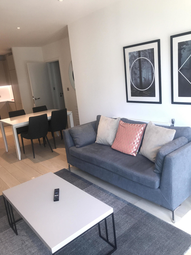 Others 4, A1 Luxury Apartments, London