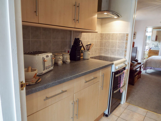 Others 4, Relaxing Studio - Sauna - Luxe Bed - Pet-friendly, North Somerset