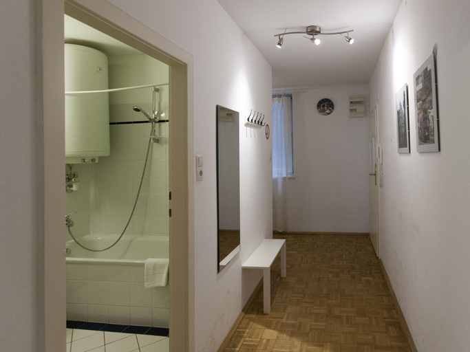 Bathroom 3, Heart of Vienna - Apartments, Wien