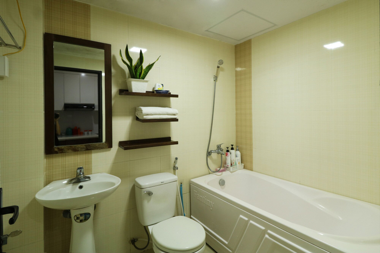 Bathroom 3, iStay Hotel Apartment 1, Từ Liêm