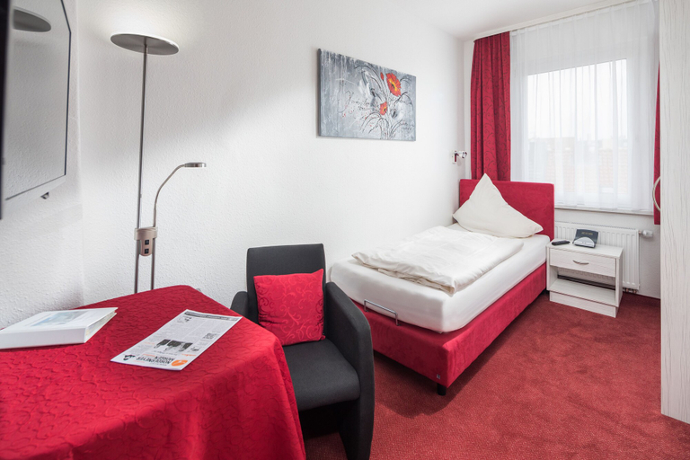 Bedroom 2, Gästehaus Bakker, Aurich