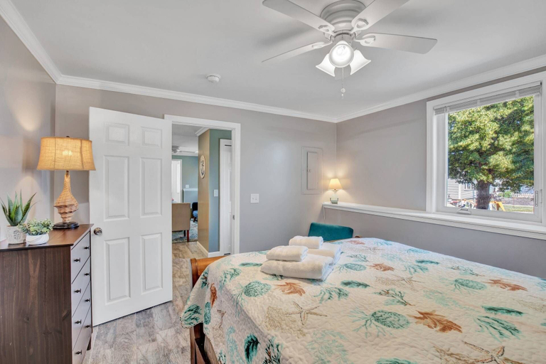 Bedroom 3, Marshview, Rockingham