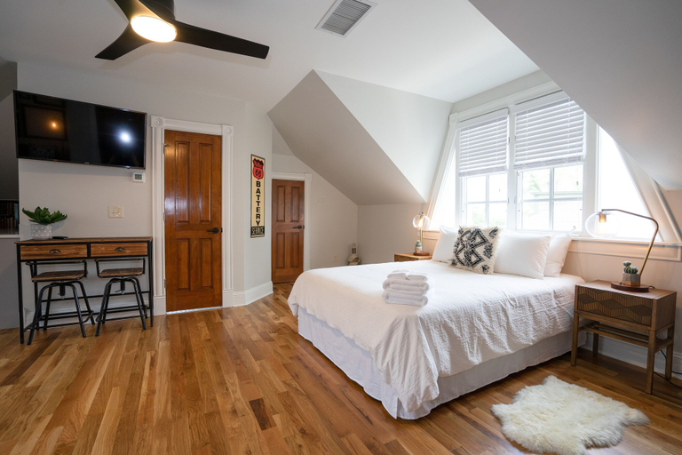 Bedroom 3, The Curtis Park Club, Denver