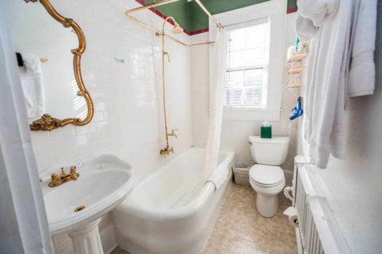 Bathroom 4, The Henderson, Henderson