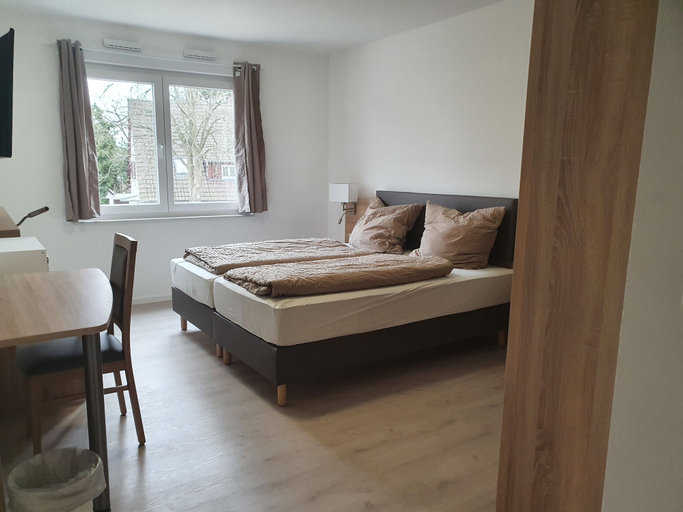 Bedroom 3, Hotel zum Rosengarten, Groß-Gerau