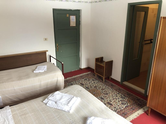 Bedroom 4, Hotel Alla Prisa, Trento