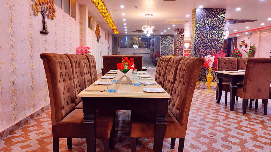 Food & Drinks 4, Hotel Aradhna Inn by ShriGo Hotels, Lucknow
