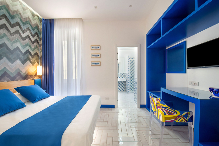 Bedroom 2, Corte's House, Napoli