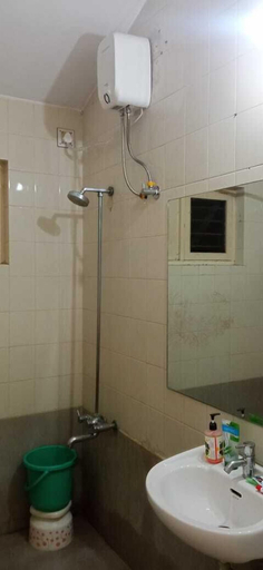 Bathroom 3, Elis Hospitality Service Parth Bungalow, Ahmadabad
