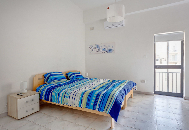 Bedroom 3, Spacious Seafront Apartment With Stunning Views