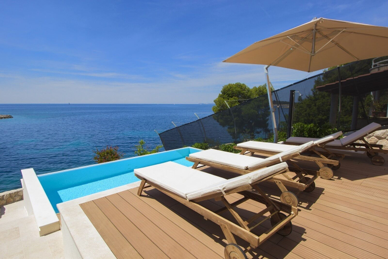 Sport & Beauty 5, Luxury Villa Sea Mermaid with pool, Primošten