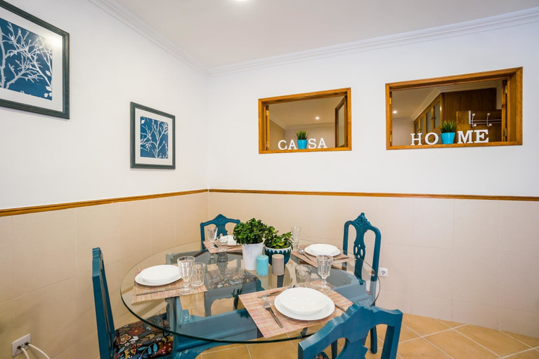 Others 4, Sardinha Flat, Lisbon