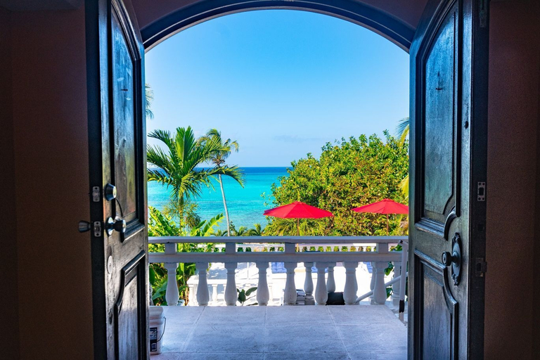 Others 4, Parrot Cottage at Love Beach Pool